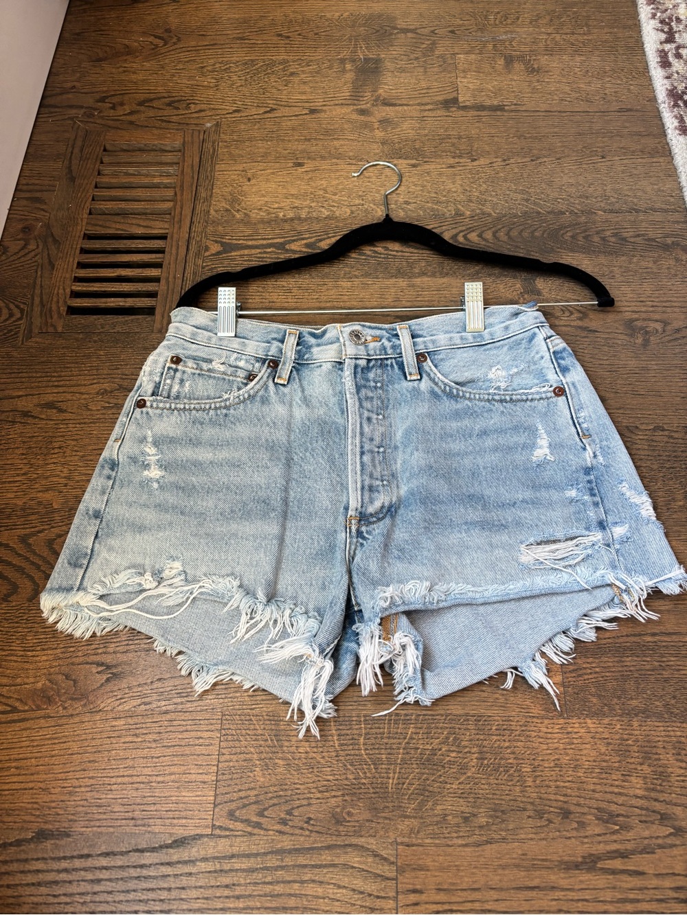 AGOLDE Parker High Waist Distressed Cutoff Denim Shorts Light Wash | 26